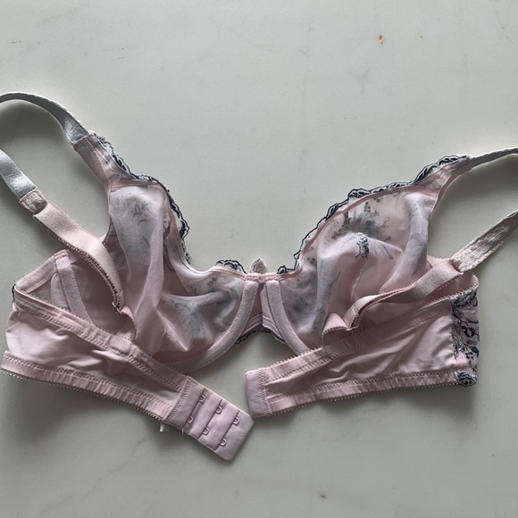 Beautiful Piege Bra - Picture 2 of 4